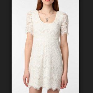 Urban Outfitters Pins & Needles Cream Lace Dress with 3/4 Length Sleeve